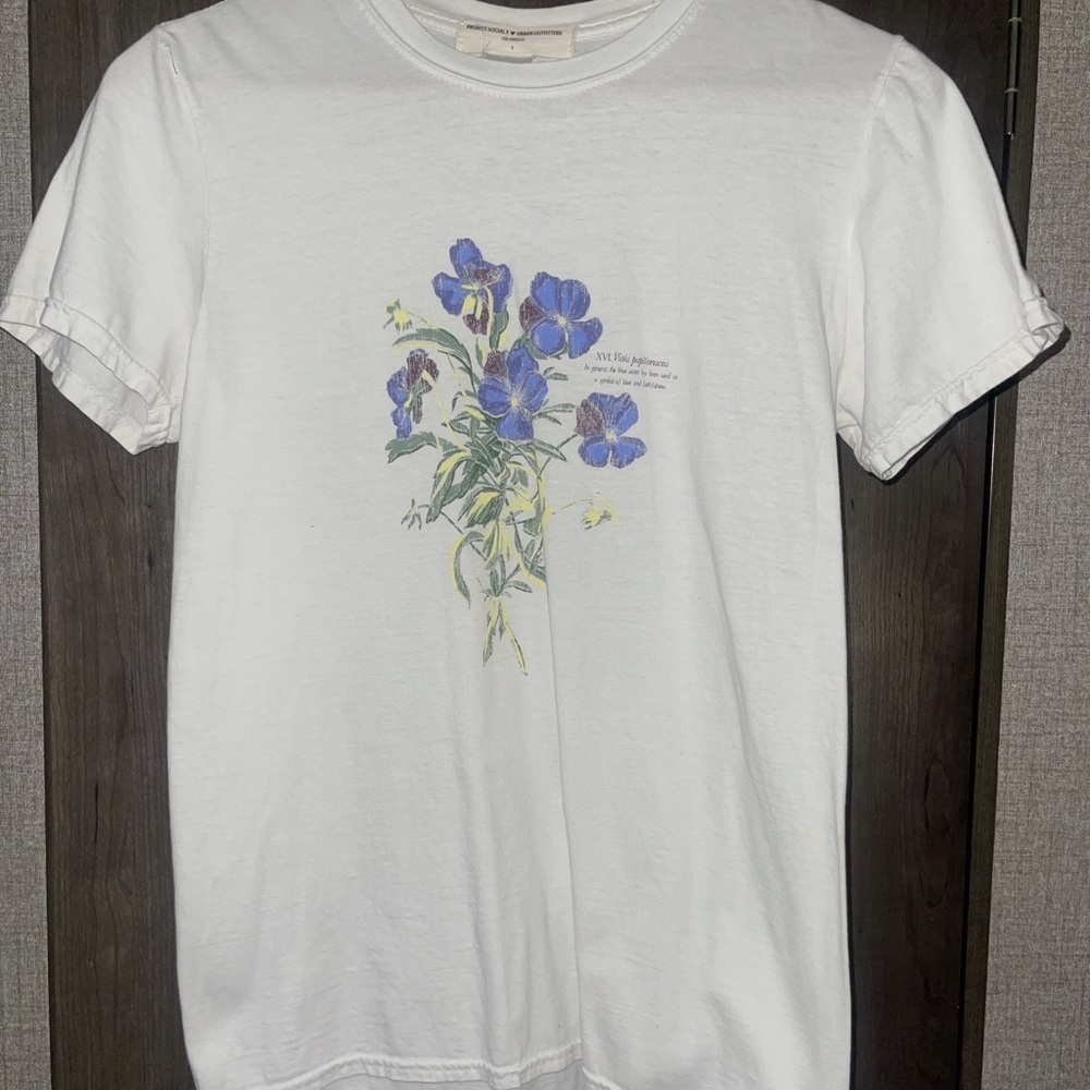 Flower tee-shirt